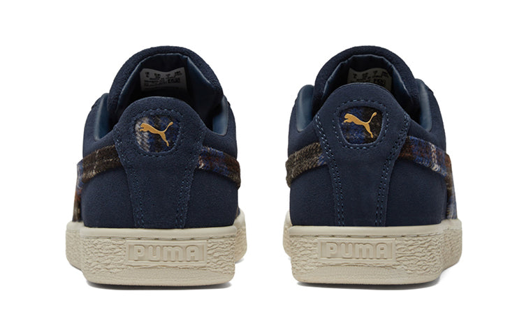 PUMA Unisex Suede Classic Flannel Sneakers Blue 384605-02