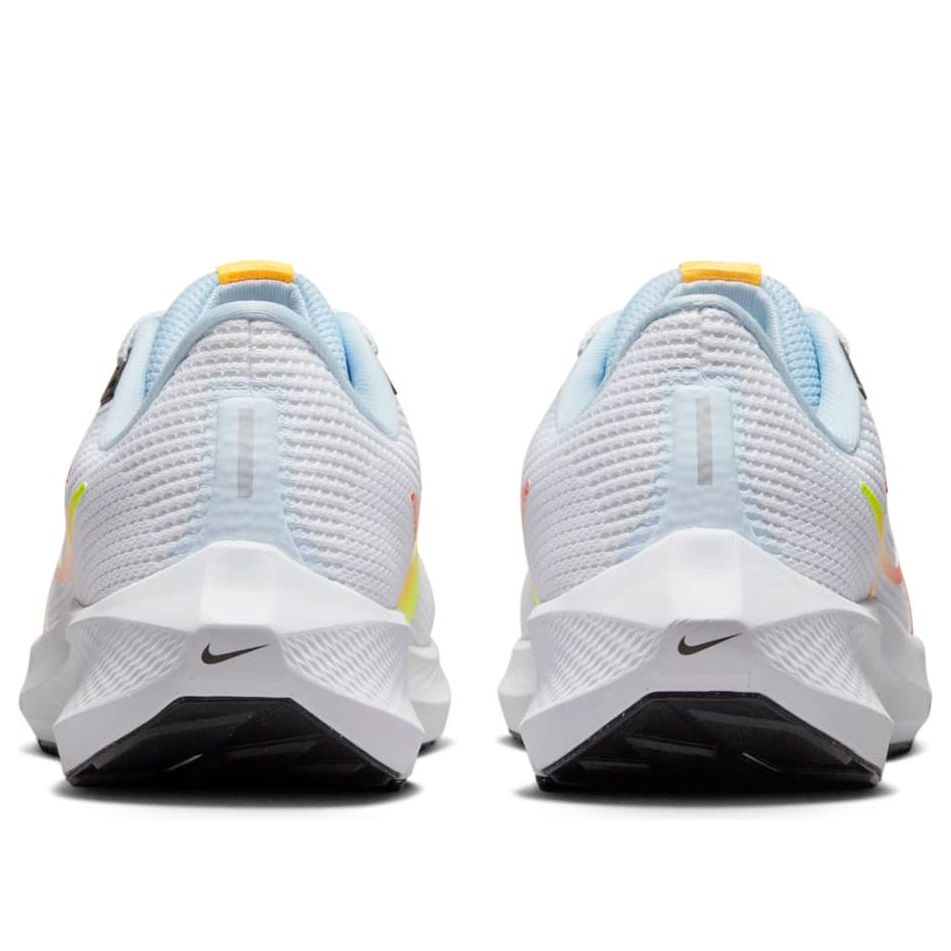 (WMNS) Nike Air Zoom Pegasus 40 'White Red Blue Tint' DV3854-102