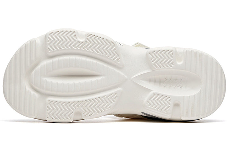 (WMNS) ANTA Life Series Sneakers 'White Silver' 922036951-2