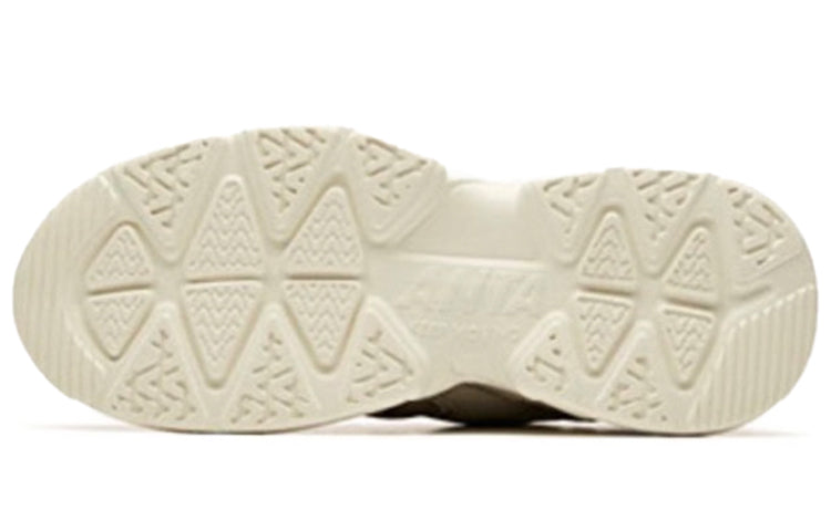 (WMNS) ANTA Life Series Sneakers 'White Grey' 121948823R-3