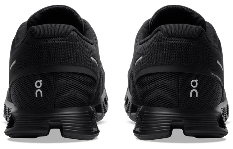 On Running Cloud 5 'All Black' 59.98986