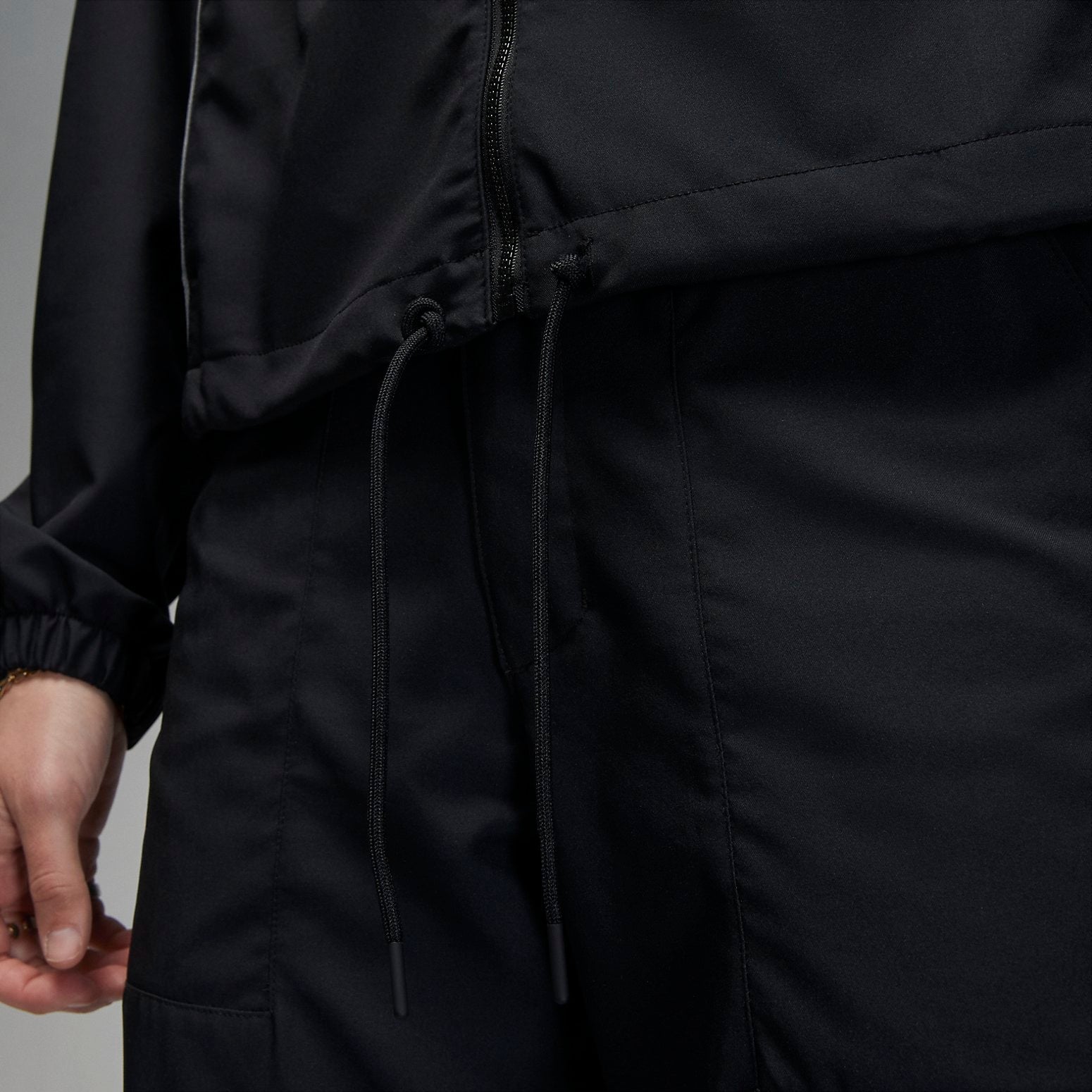 (WMNS) Air Jordan Woven Jacket 'Black' DZ3198-010