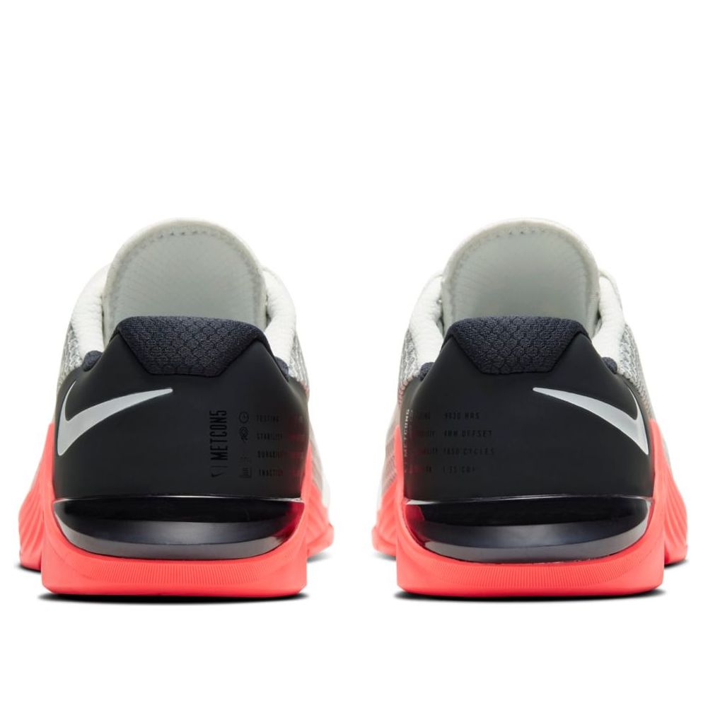 Nike Metcon 5 'Spruce Aura Laser Crimson' AQ1189-060