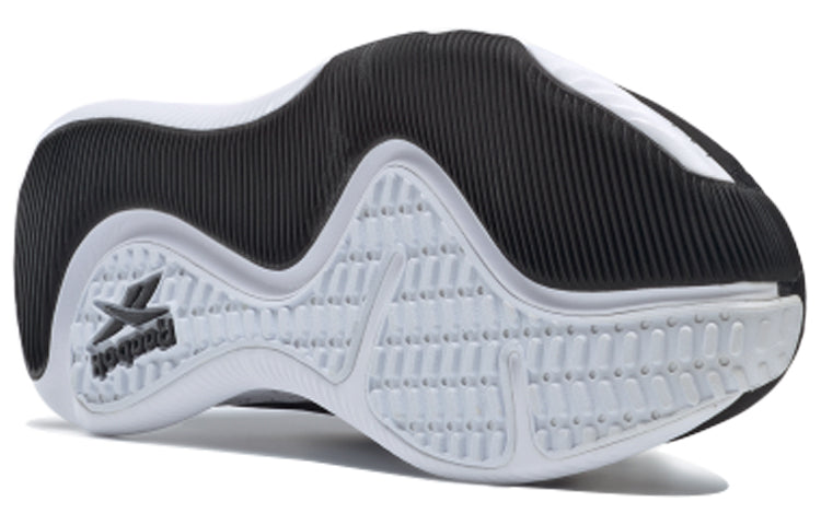 (WMNS) Reebok Hiit Training shoes 'Black White' EG2095