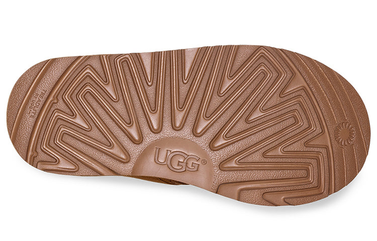 UGG Neumel II Graphic (Big Kids) Chestnut 1110703K-CHE