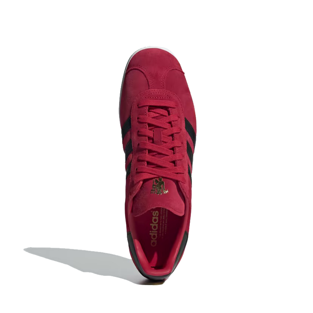 adidas x Manchester United Gazelle 'Red Black' IE8503