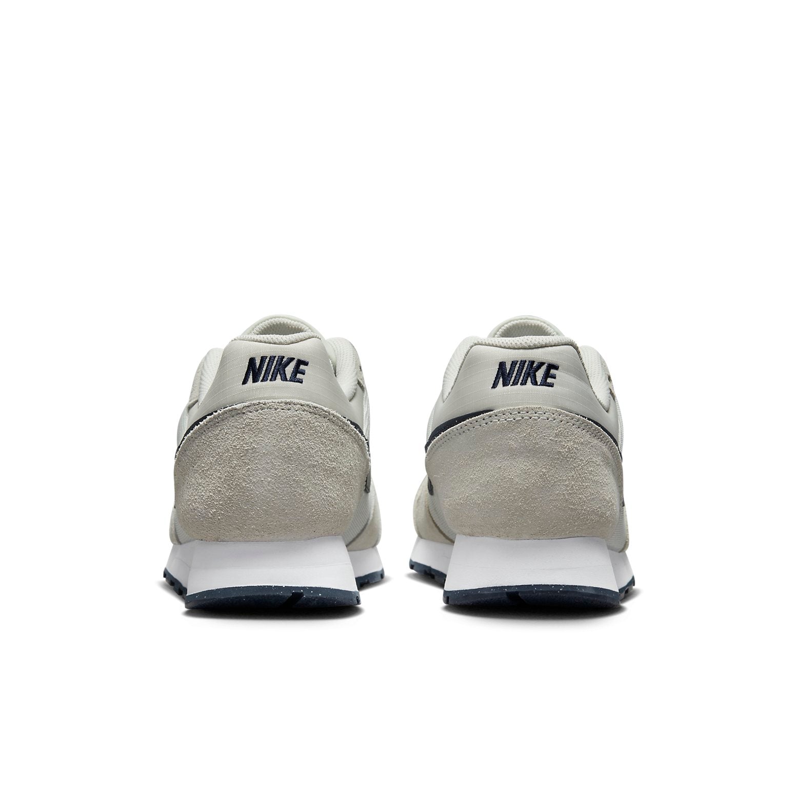 Nike MD Runner 2 'Light Bone Obsidian' 749794-009