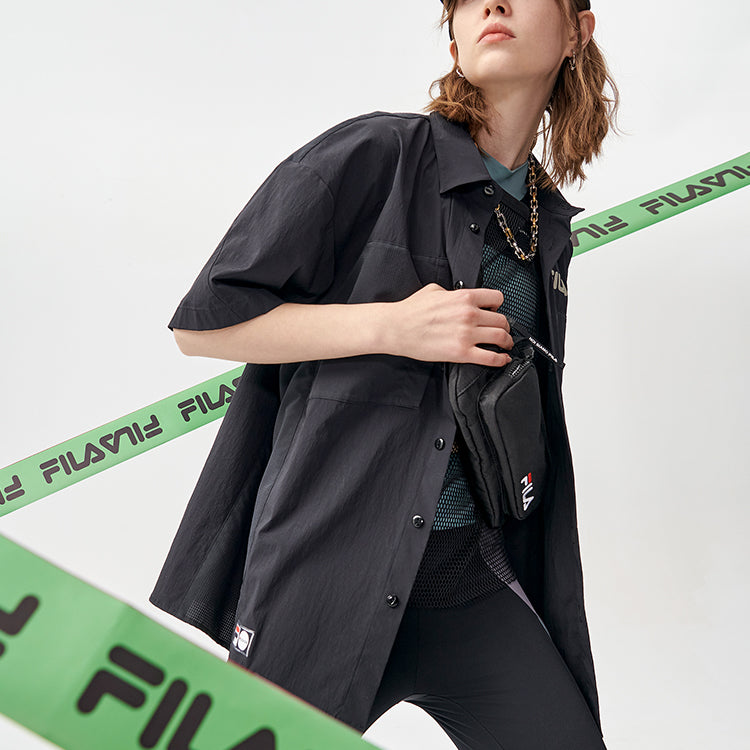 FILA FUSION Logo Printing Cargo Loose Woven Short Sleeve Shirt Couple Style Black T11U126402F-BK