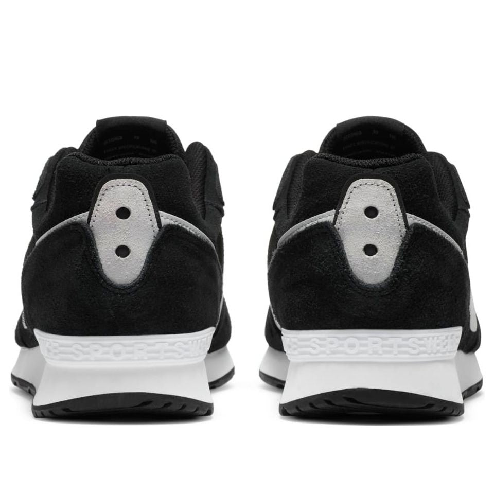 Nike Venture Low-Top Black/White CQ4557-001