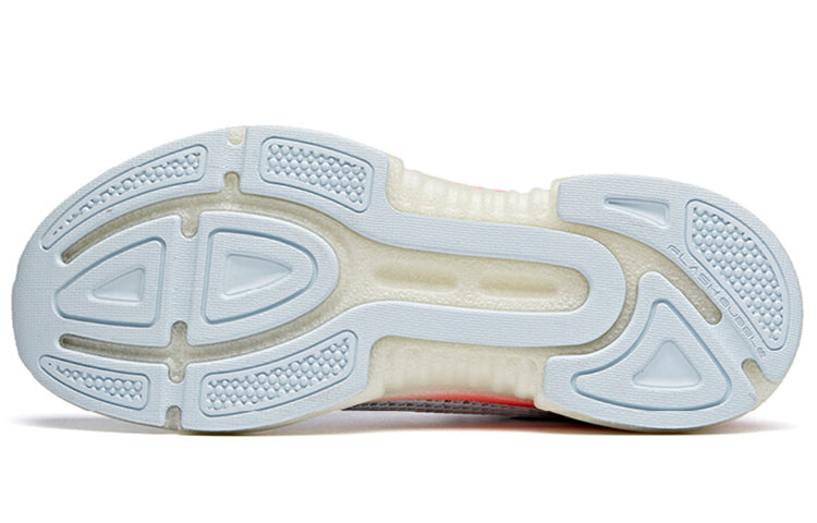 (WMNS) ANTA Running Shoes Low 'Light Grey' 122025520-6