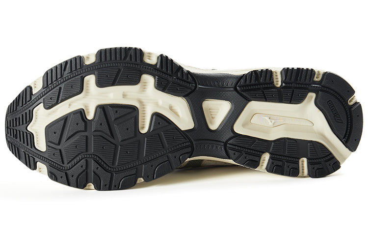 Mizuno Racer S 'Cream Beige' D1GH223515