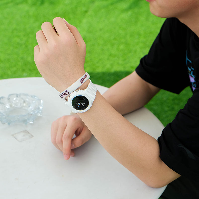CASIO G-Shock Analog-Digital 'White' GA-2100-7APR