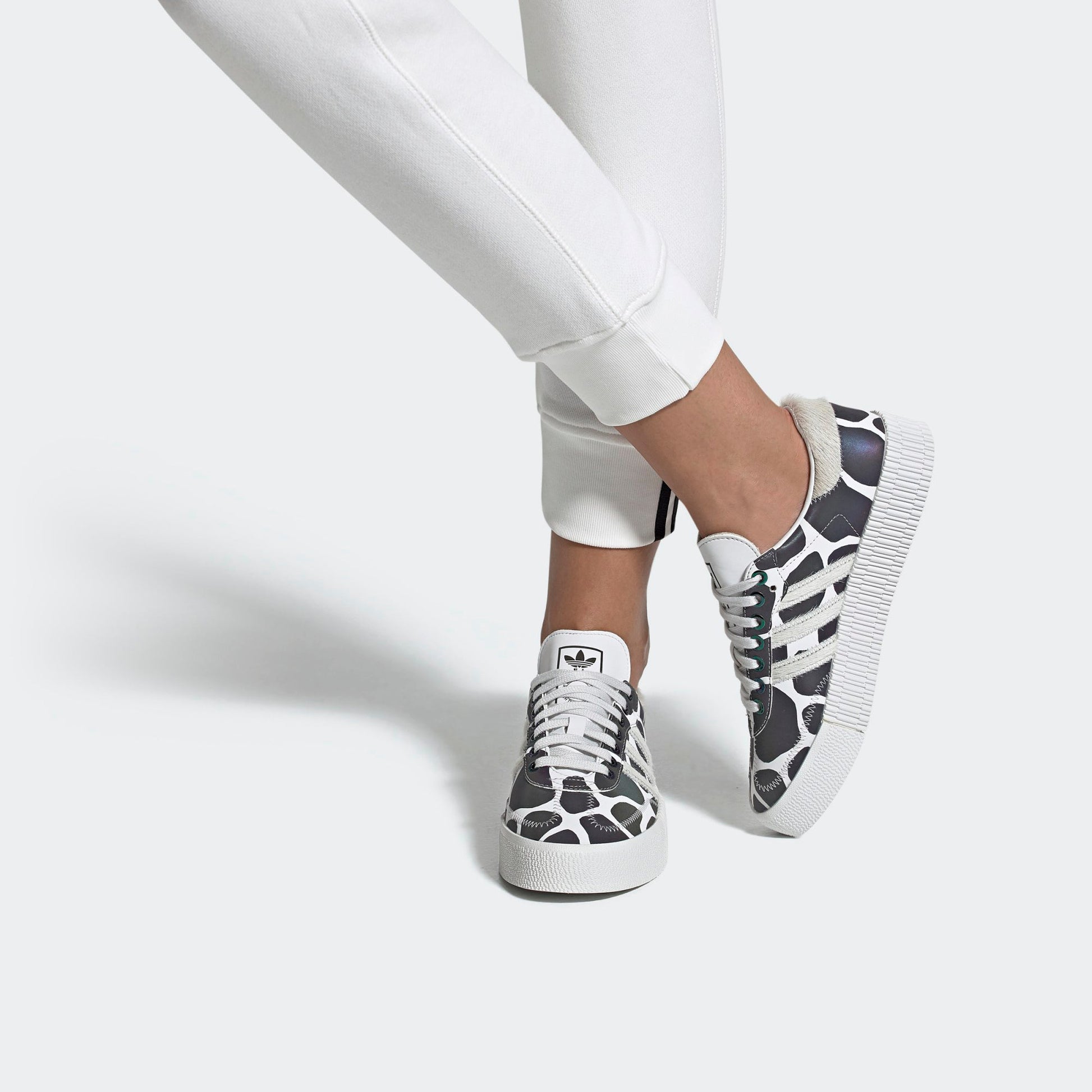 (WMNS) adidas Sambarose 'Animal Pack' FV4057