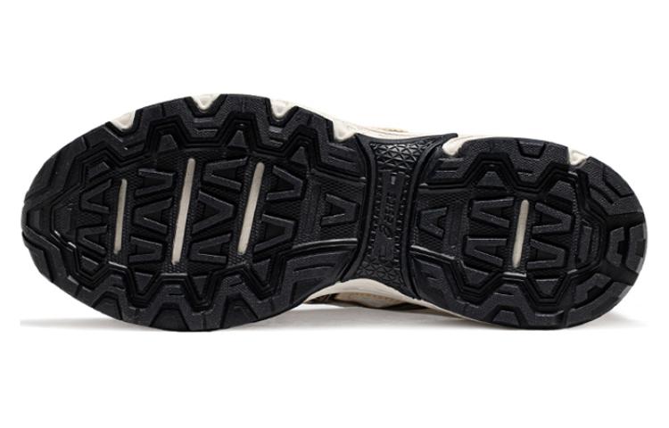 (WMNS) ASICS Gel-Venture 6 Running Shoes 'Beige Black' 1012B359-105
