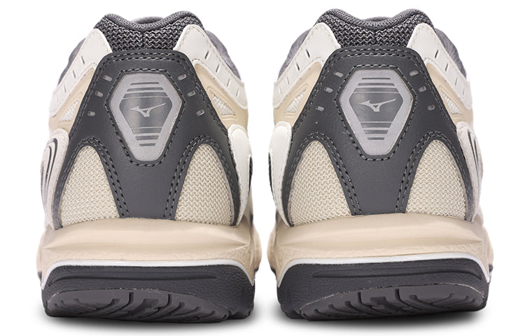 Mizuno Wave Orion 'Versatile Comfort LowTop Beige' D1GH232101