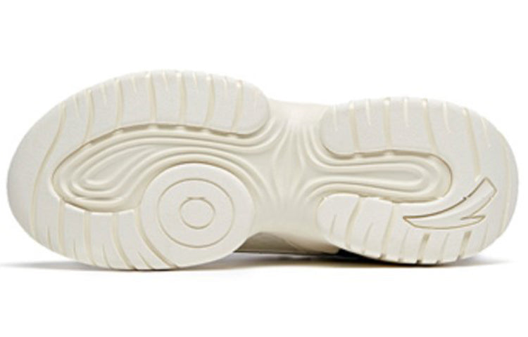 (WMNS) ANTA Training Series Sneakers 'White Brown Black' 122027758-1