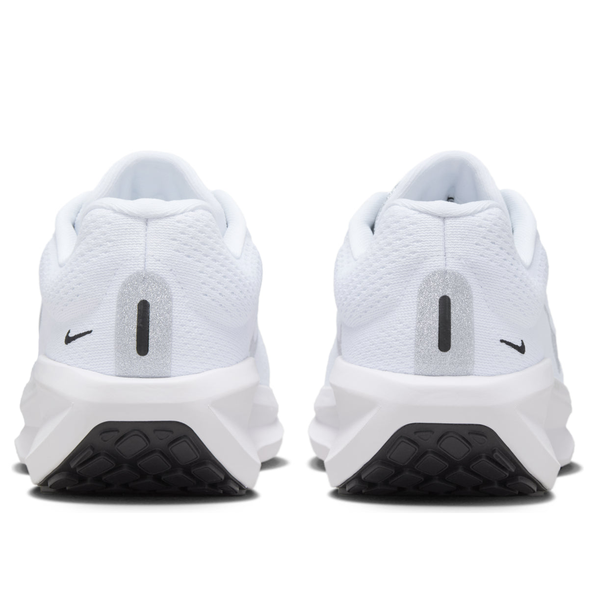 (WMNS) Nike Air Zoom Winflo 11 'White Metallic Silver' HQ3467-190