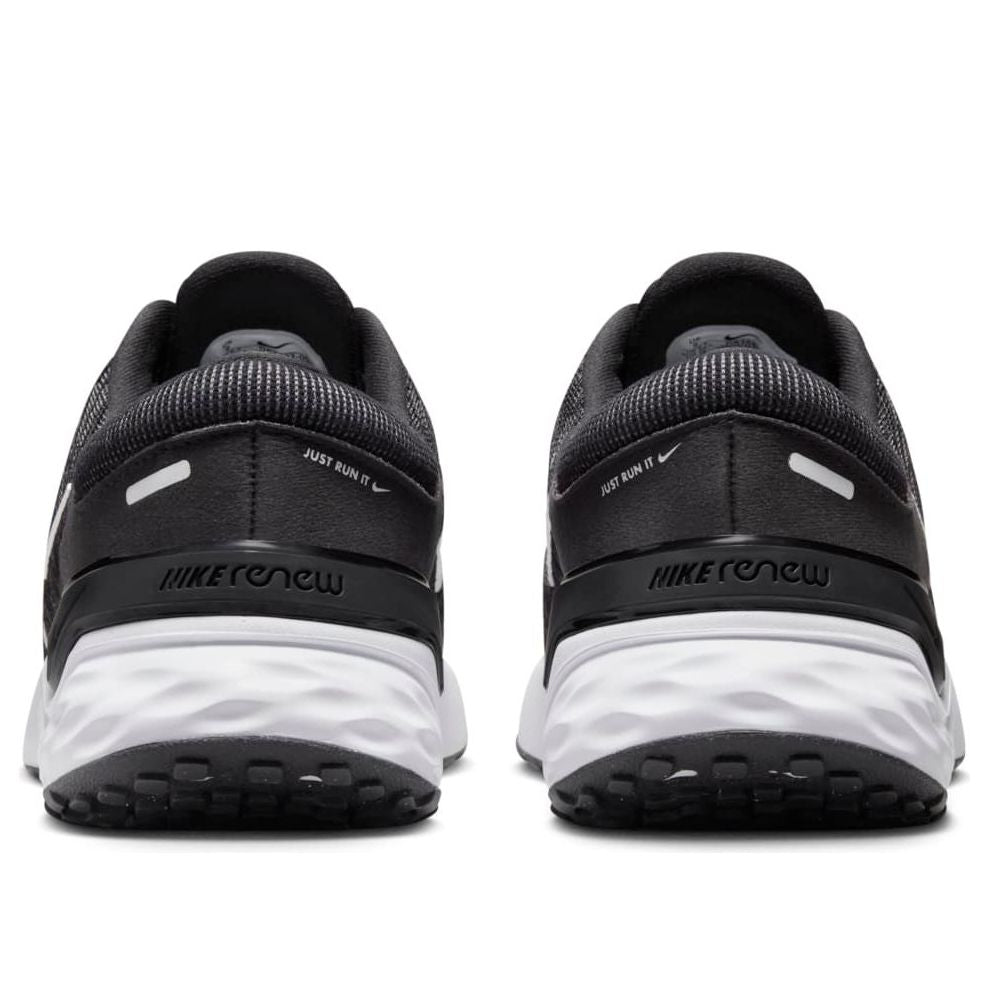 (WMNS) Nike Renew Run 4 'Black White' DR2682-002