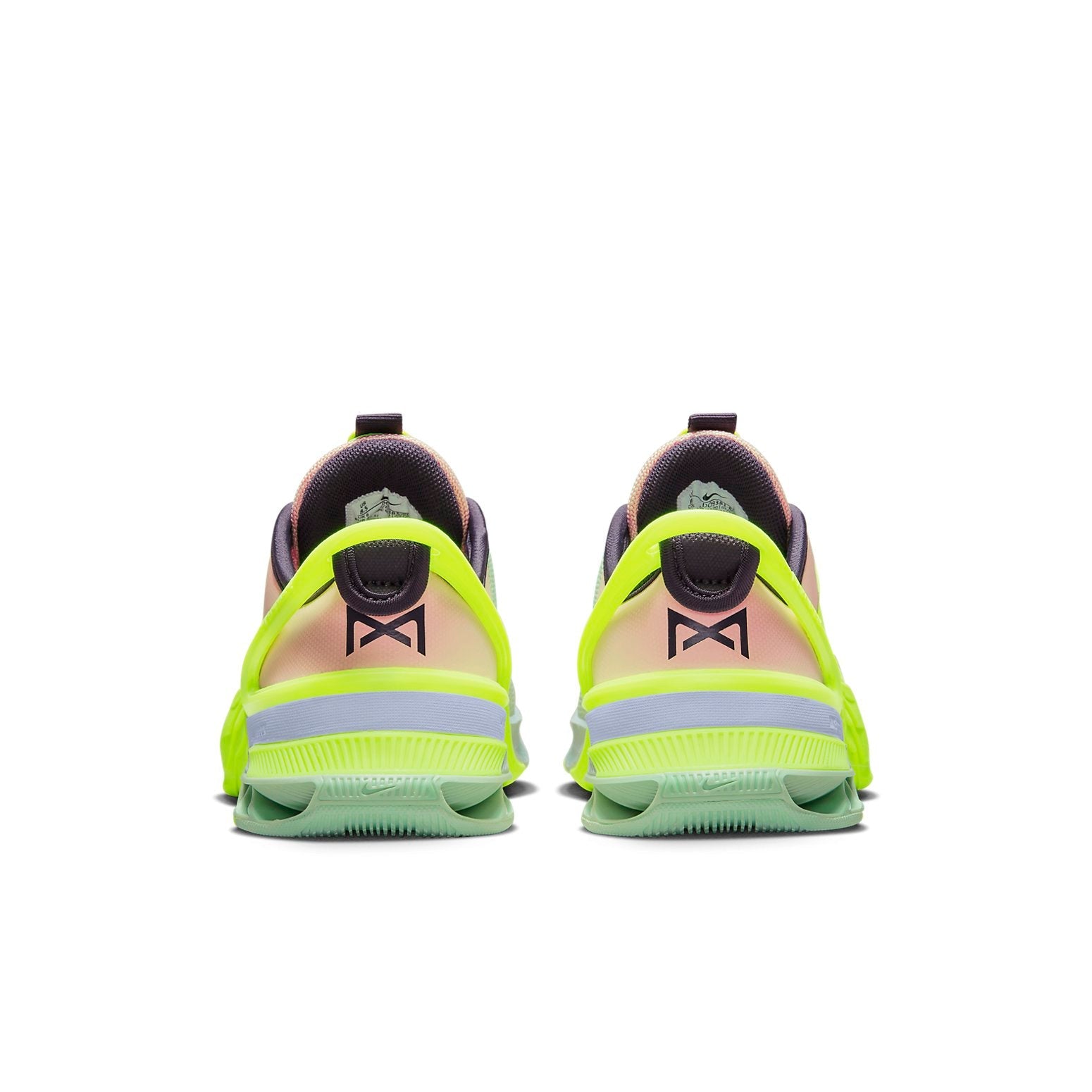 (WMNS) Nike Metcon 8 FlyEase 'Arctic Orange Volt' DO9381-800