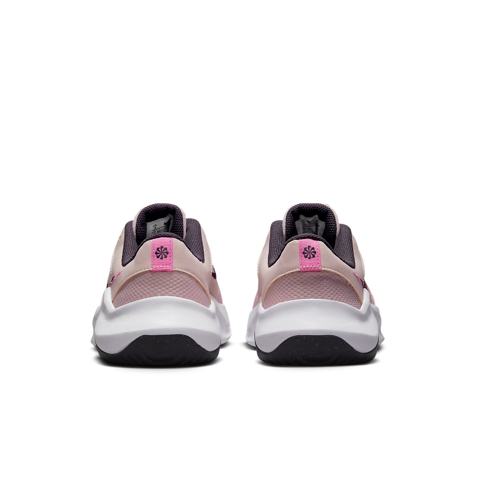 (WMNS) Nike Legend Essential 3 Next Nature 'Barely Rose' DM1119-601
