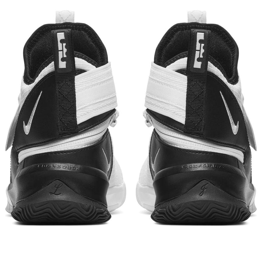 (GS) Nike LeBron Soldier 13 Flyease 'White Black' CJ1317-100