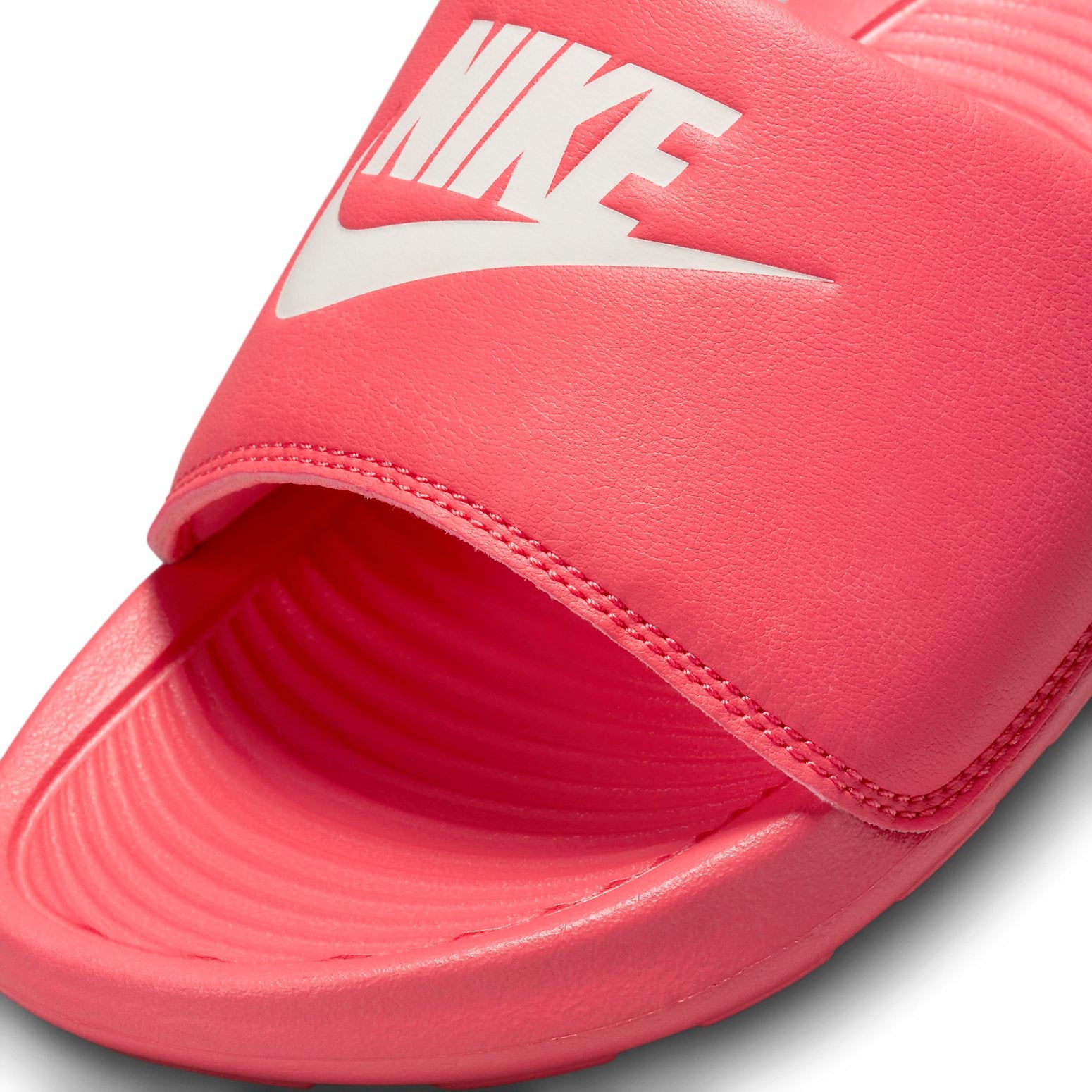 (WMNS) Nike Victori One Slide 'Sea Coral' CN9677-802