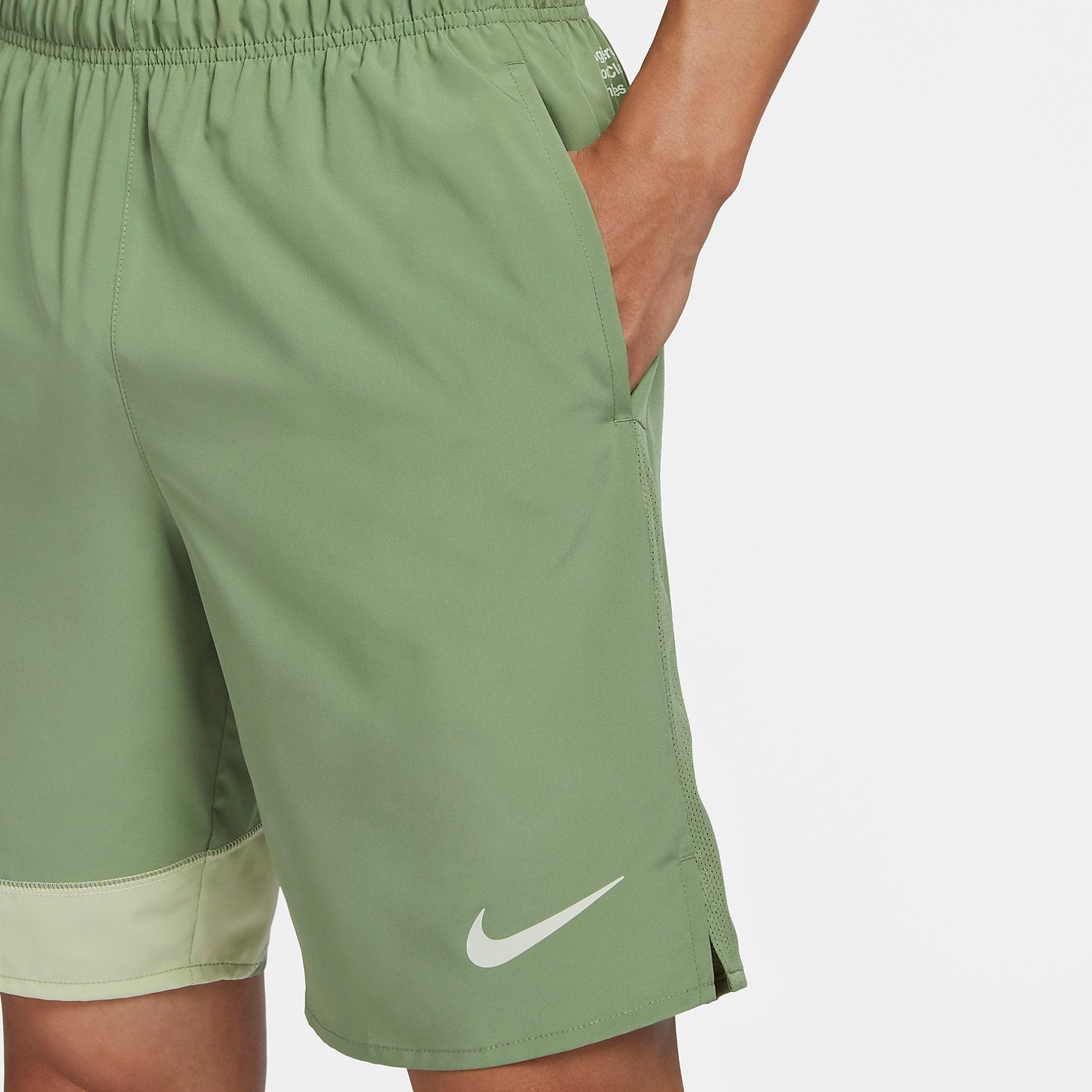 Nike Dri-FIT Challenger Shorts 'Green' FB8555-386