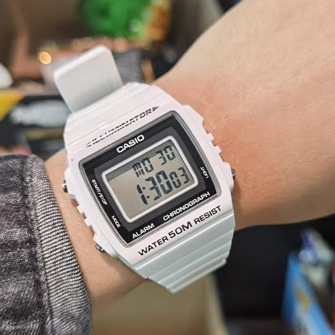 CASIO Unisex STANDARD Waterproof White Digital W-215H-7A