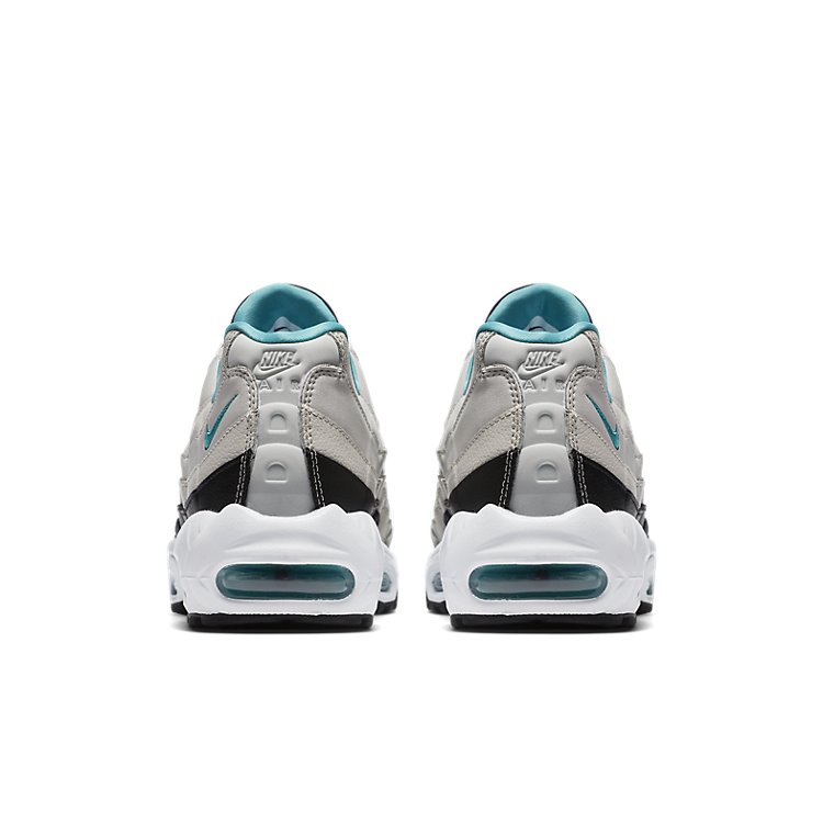 Nike Air Max 95 Essential 'Light Bone' 749766-027