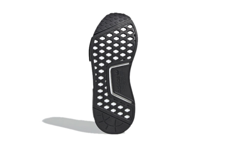 (GS) adidas NMD_R1 J 'Core Black' FW0431