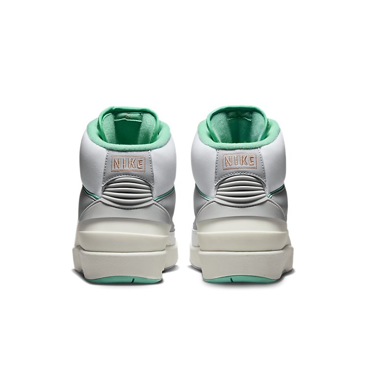 (WMNS) Air Jordan 2 Retro 'Crystal Mint' FN6755-100