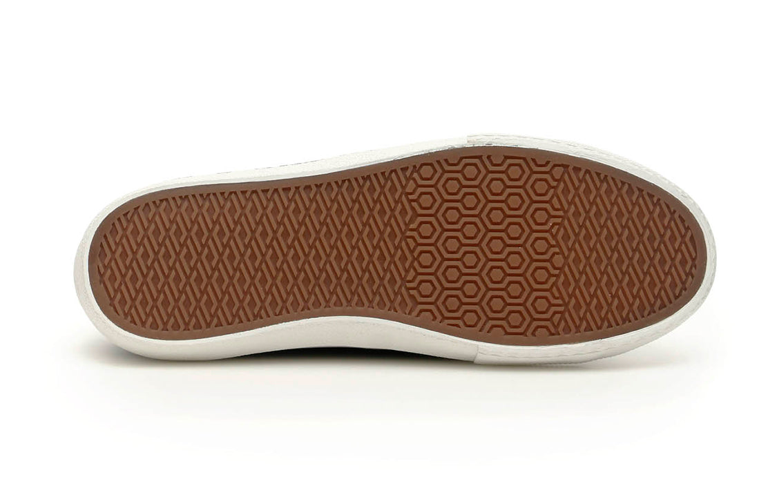 (WMNS) Burberry Logo Print Two Toned Sneakers 'Black Cotton White Sole' 80193261