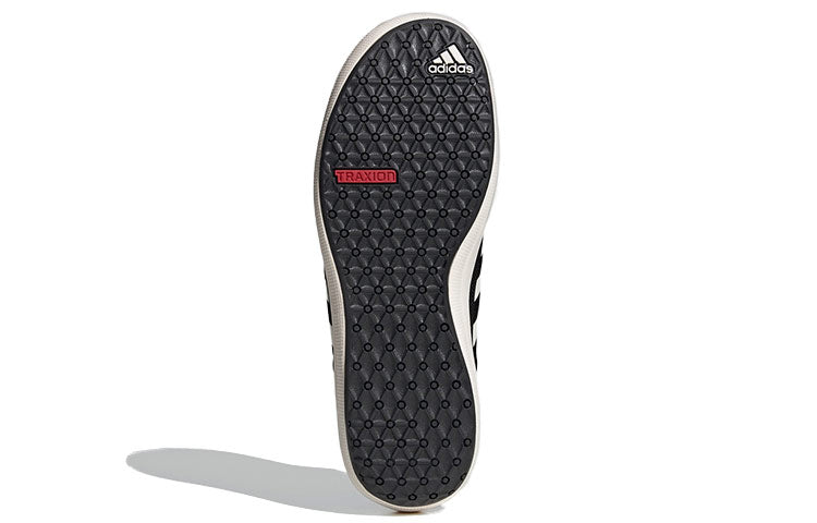 adidas B Slip-On Dlx Black FU9246
