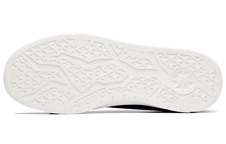 ANTA Life Series Sneakers 'Black White' 112048066-2