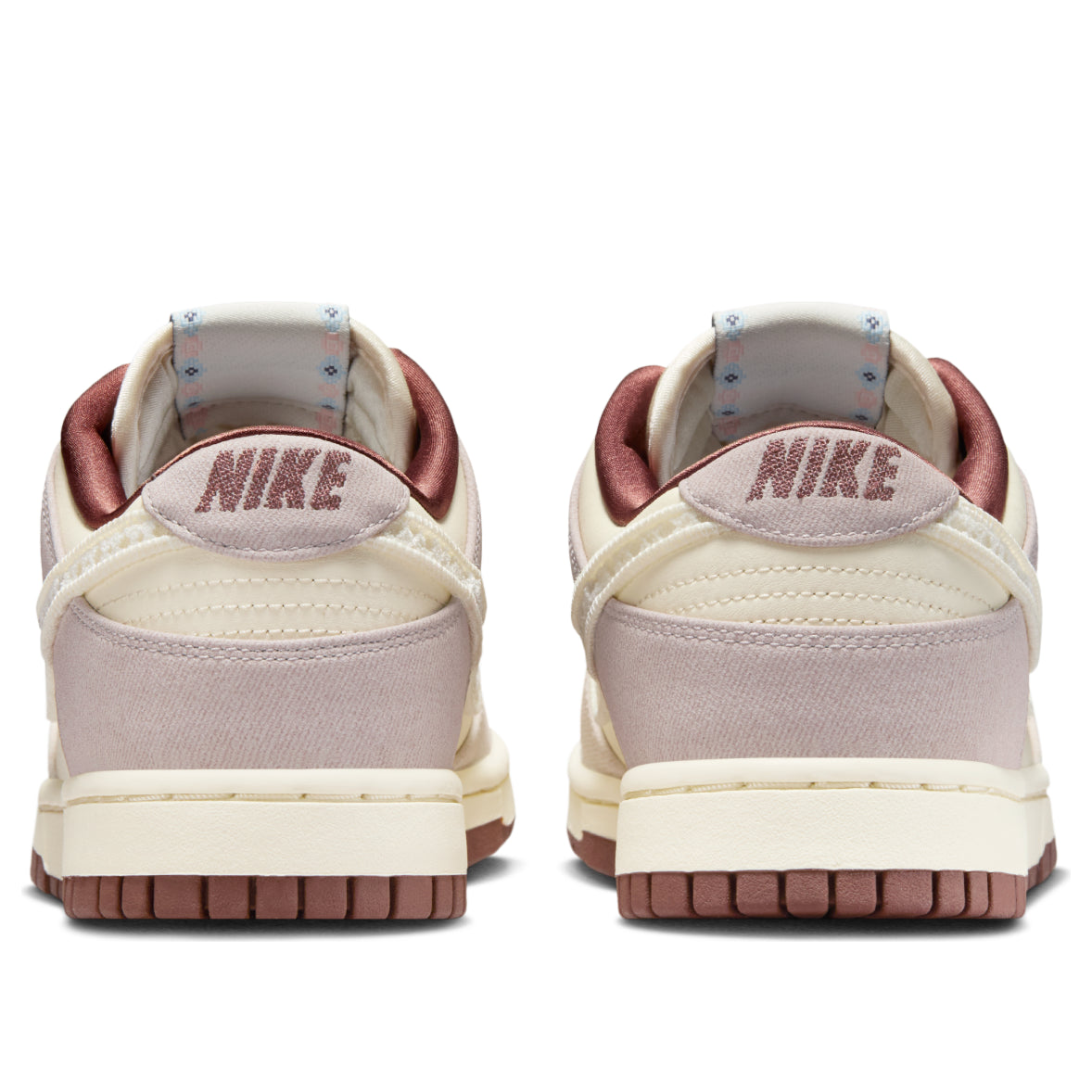 (WMNS) Nike Dunk Low 'Crochet Swoosh' IH7353-010