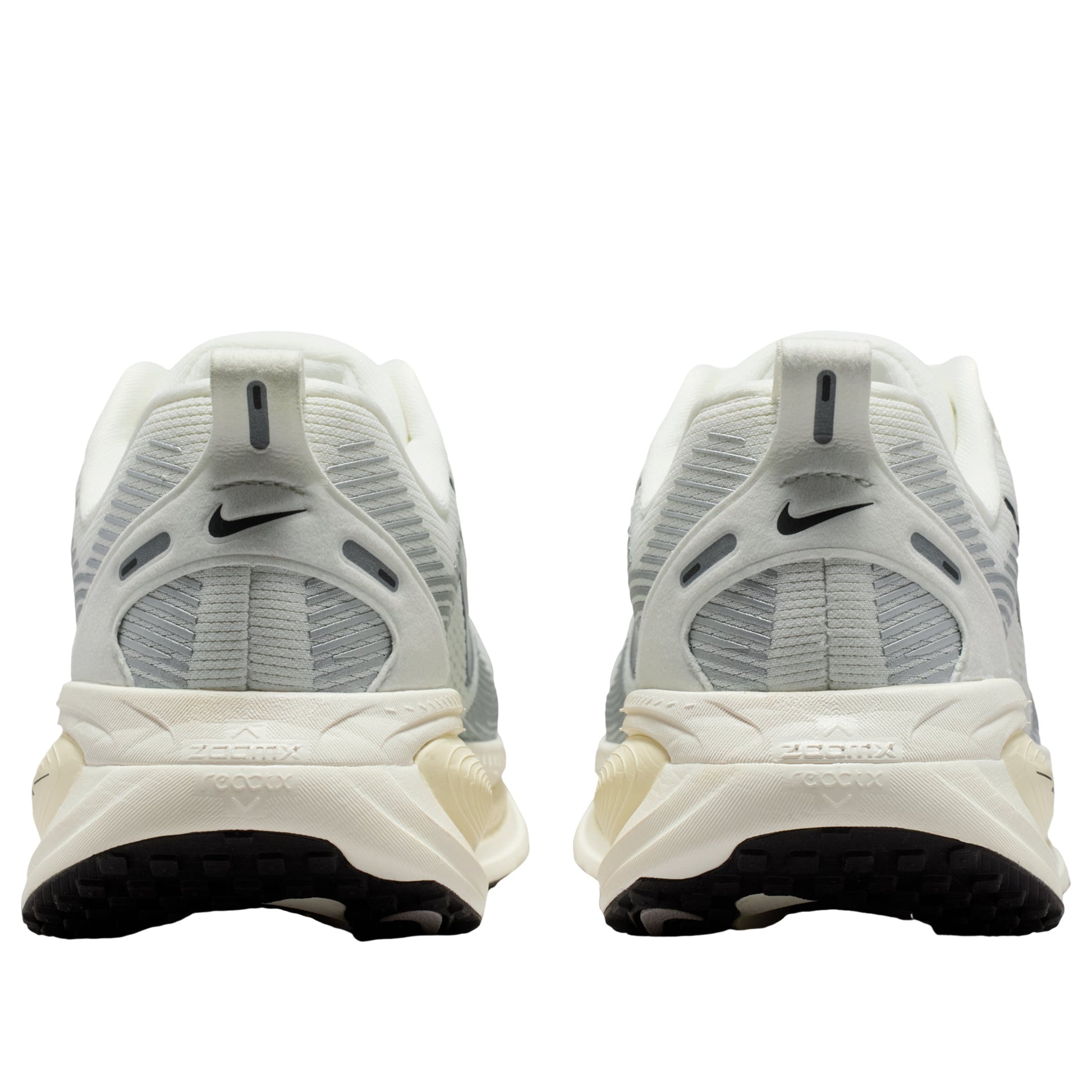 (WMNS) Nike Air Zoom Vomero 18 Extra Wide 'Summit White Coconut Milk' IF0515-103