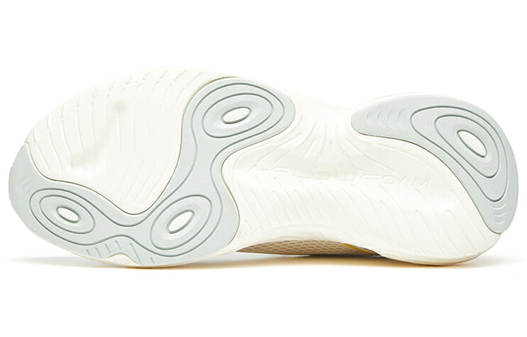 (WMNS) ANTA Run Collection 'White Grey Orange' 122025590-2