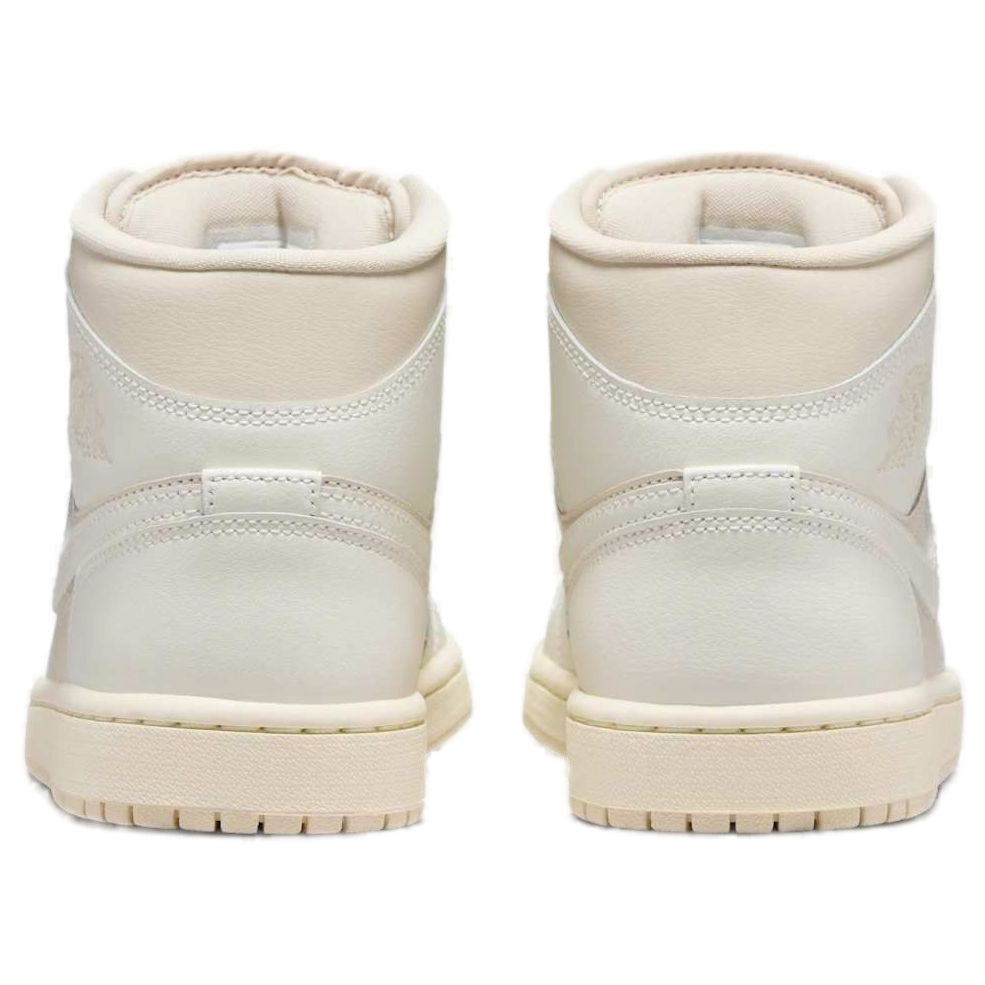 (WMNS) Air Jordan 1 Mid 'Legend Light Brown' BQ6472-201