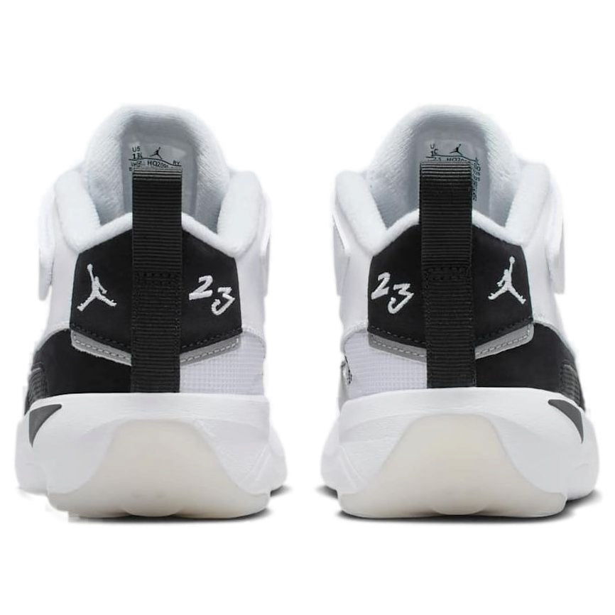 (PS) Air Jordan Max Aura 7 'White Summit White Black'  HQ2090-100