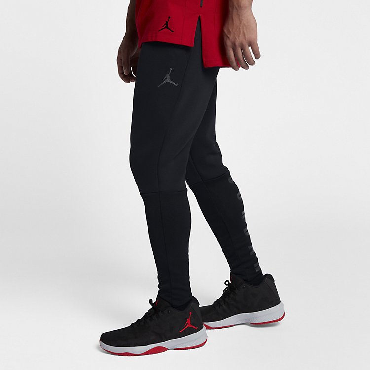 Nike Apparel Pants Men 23 TECH THERMA SPHERE MAX Pant 880970-010
