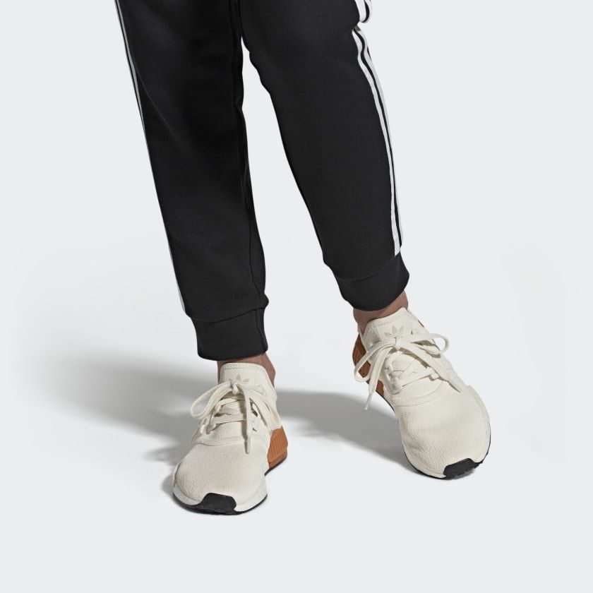 (WMNS) adidas NMD_R1 'White Copper' EE5170
