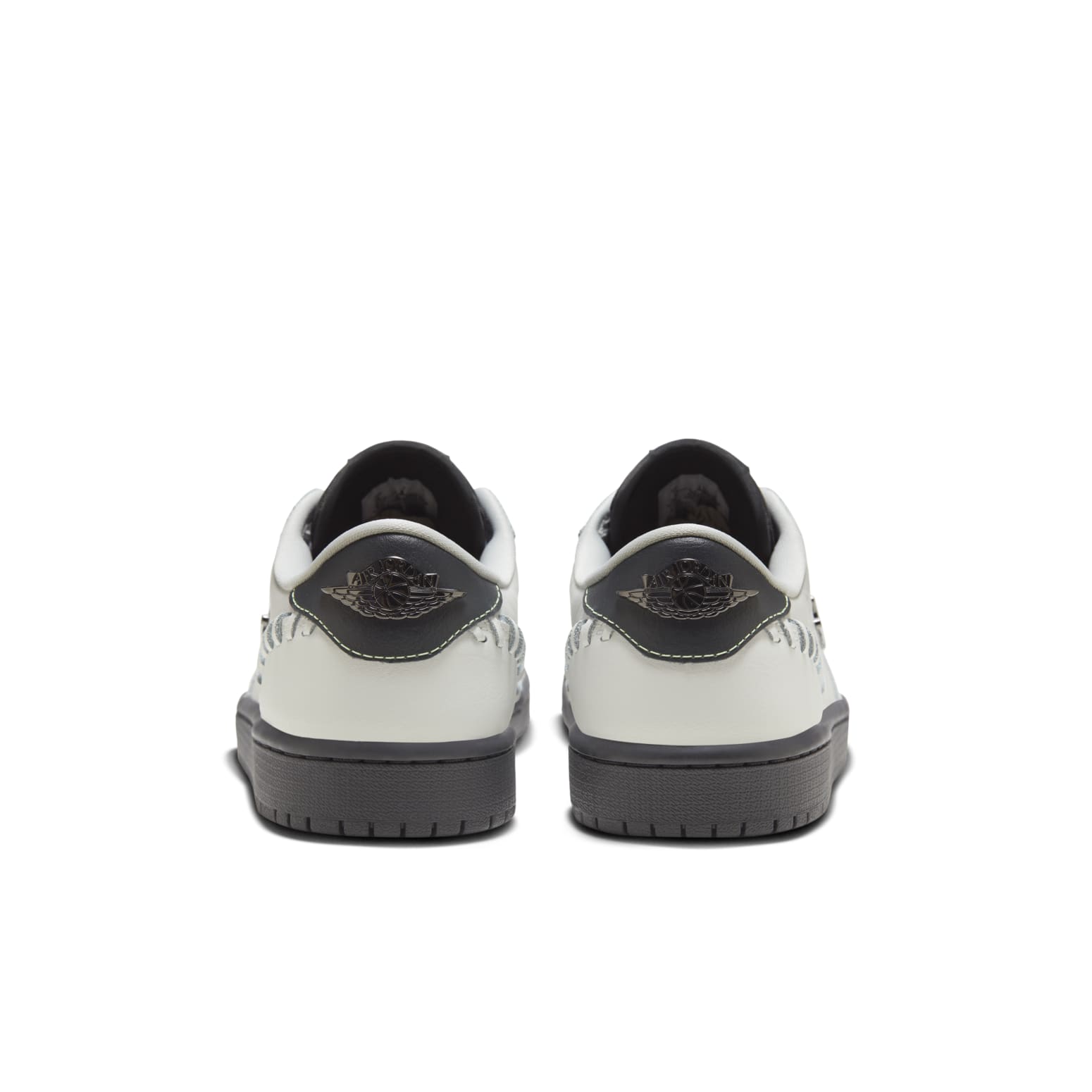 (WMNS) Air Jordan 1 MM Low 'Phantom Dust Metallic Dark Grey' HM3689-001
