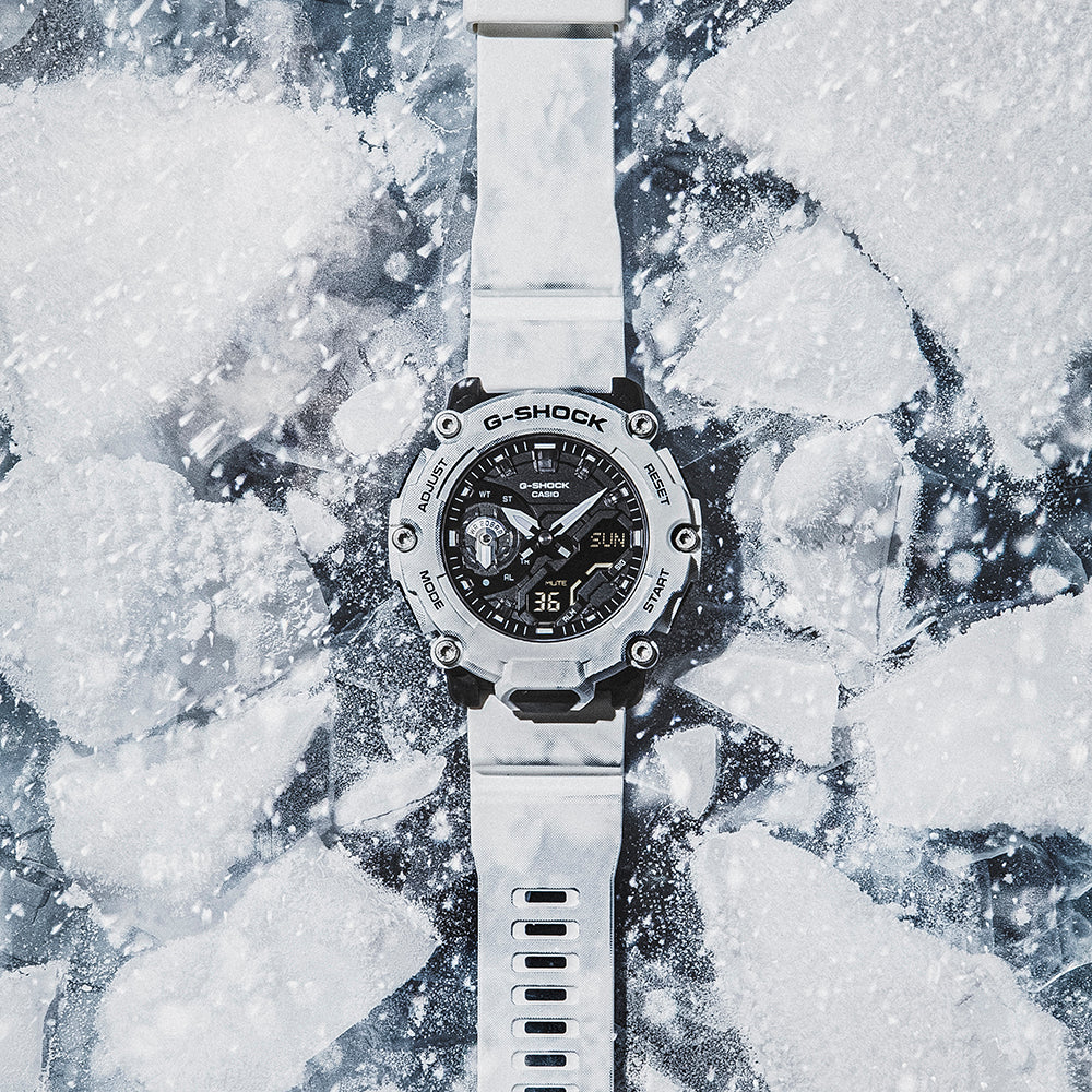 CASIO G-Shock Analog-Digital 'White' GA-2200GC-7APR
