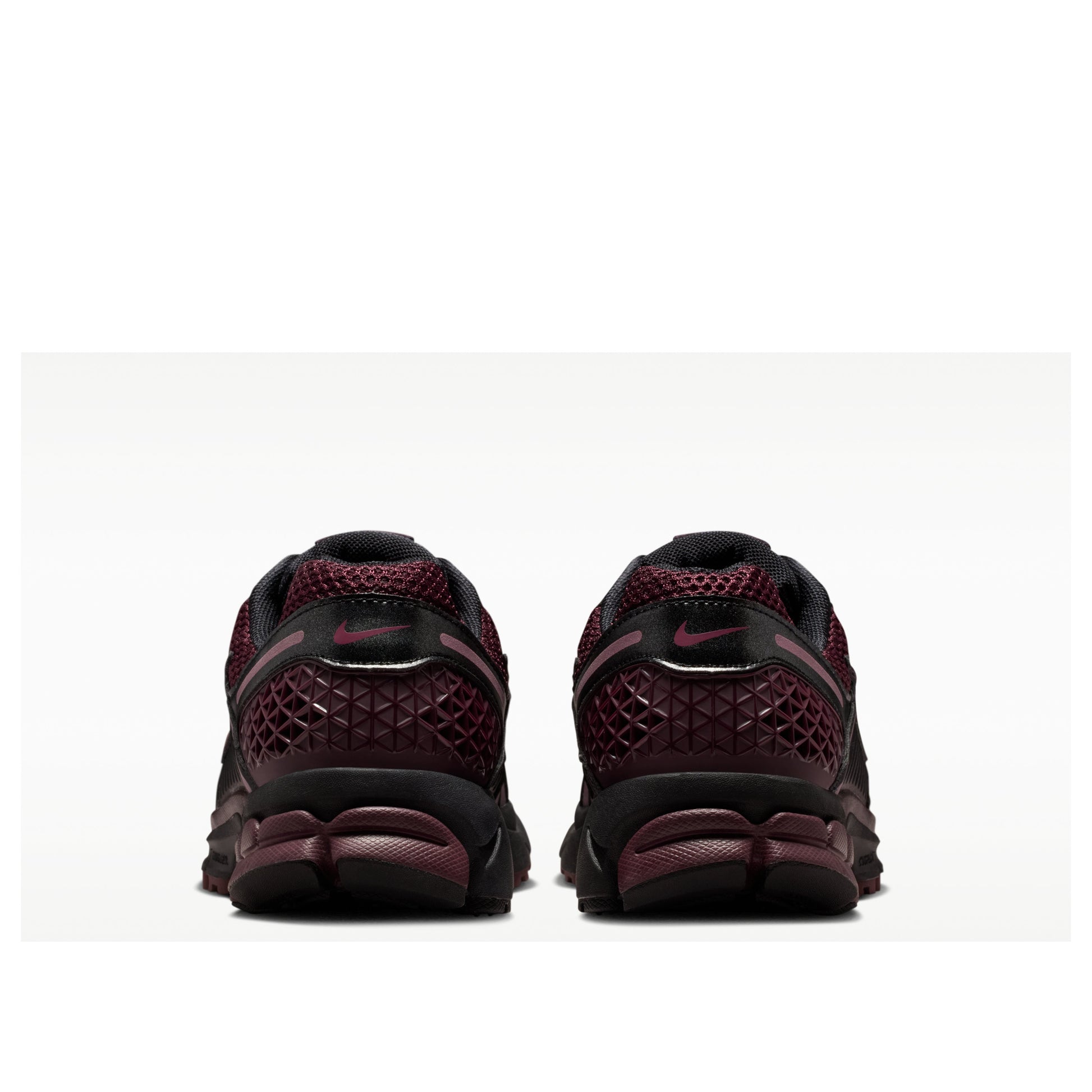 (WMNS) Nike Air Zoom Vomero 5 'Black Burgundy Crush' IB8929-002