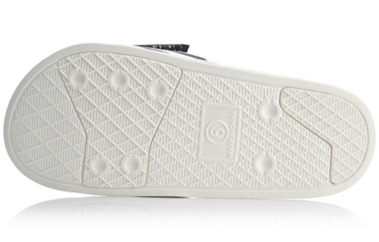 (WMNS) Li-Ning Sports Fashion Series Disney Mickey Crossover Lightweight Stylish White Black Slippers AGAQ024-3