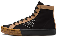 PRADA Wheel Stylish Skateboarding Shoes Men's Brown Black