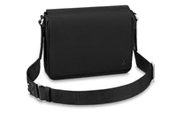 LOUIS VUITTON M30851 District Pm