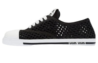 MIU MIU Low-Top Stylish Skateboarding Shoes Women's Black