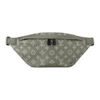 LOUIS VUITTON Discovery Bumbag