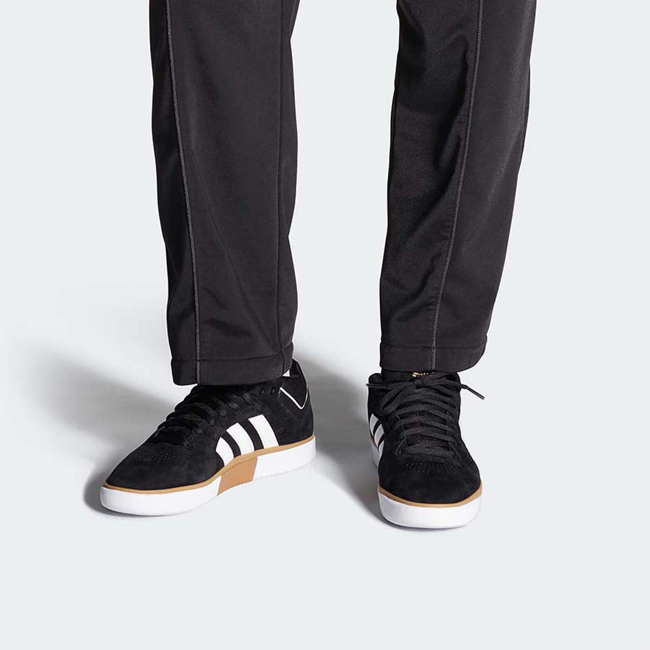 adidas Tyshawn 'Core Black Gum' FY0441